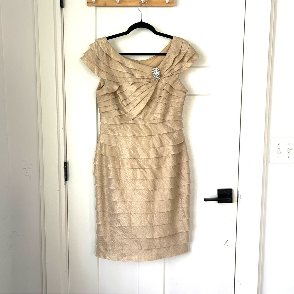 London Times Gold Layered Midi Dress. Elegant Christmas party dress